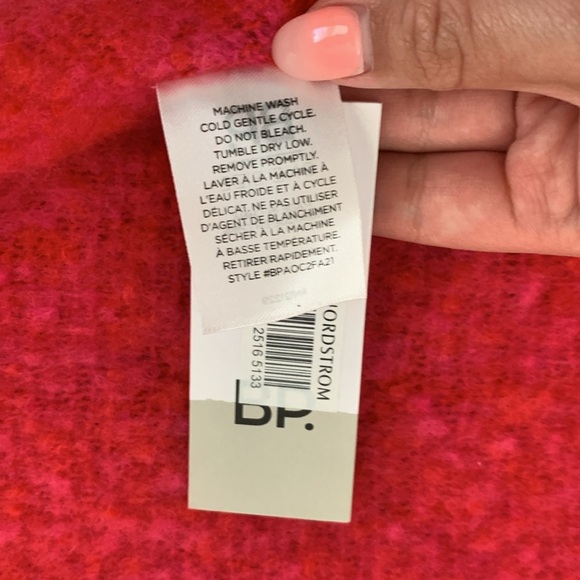 BP/Nordstrom two tone scarf and glove set - Picture 7 of 12